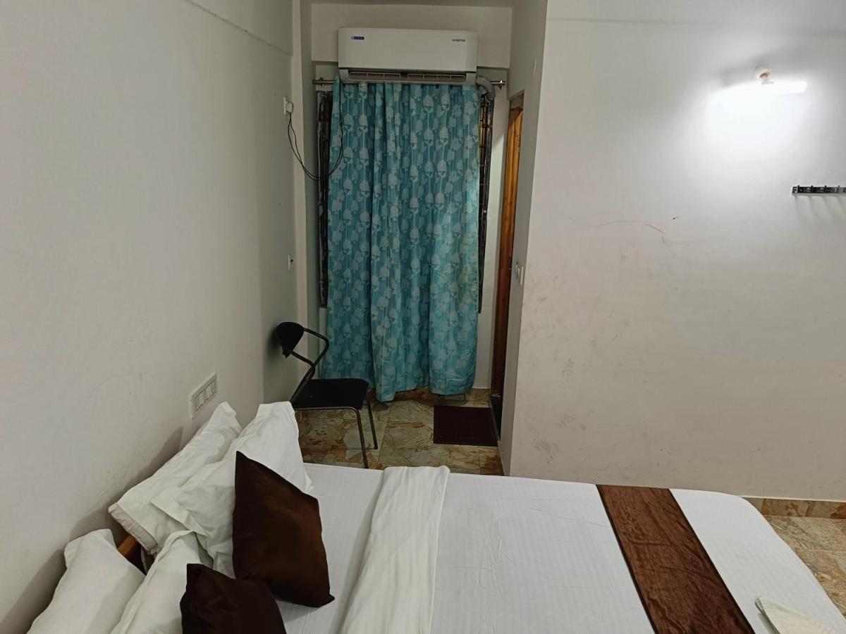 Hotel Atithi Grand Γουβαχάτι Εξωτερικό φωτογραφία