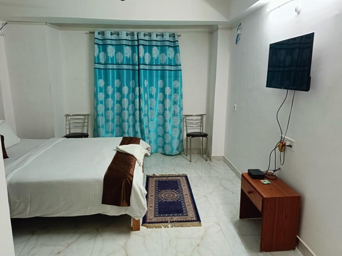 Hotel Atithi Grand Γουβαχάτι Εξωτερικό φωτογραφία