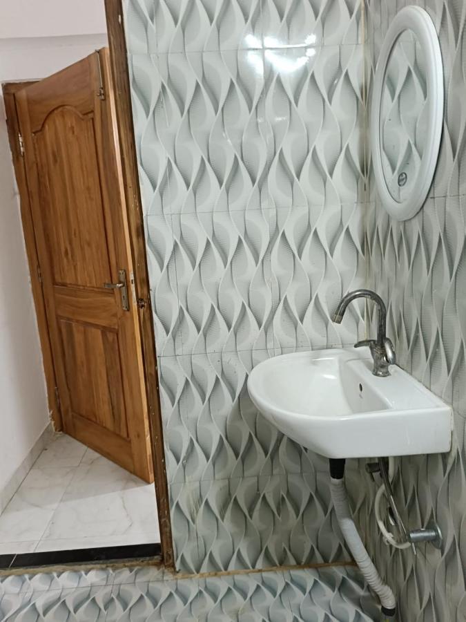 Hotel Atithi Grand Γουβαχάτι Εξωτερικό φωτογραφία
