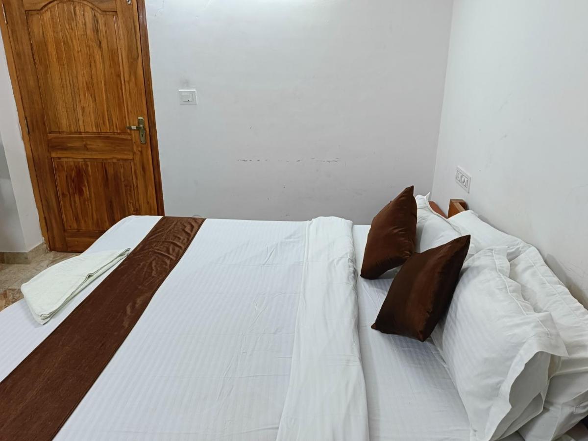 Hotel Atithi Grand Γουβαχάτι Εξωτερικό φωτογραφία